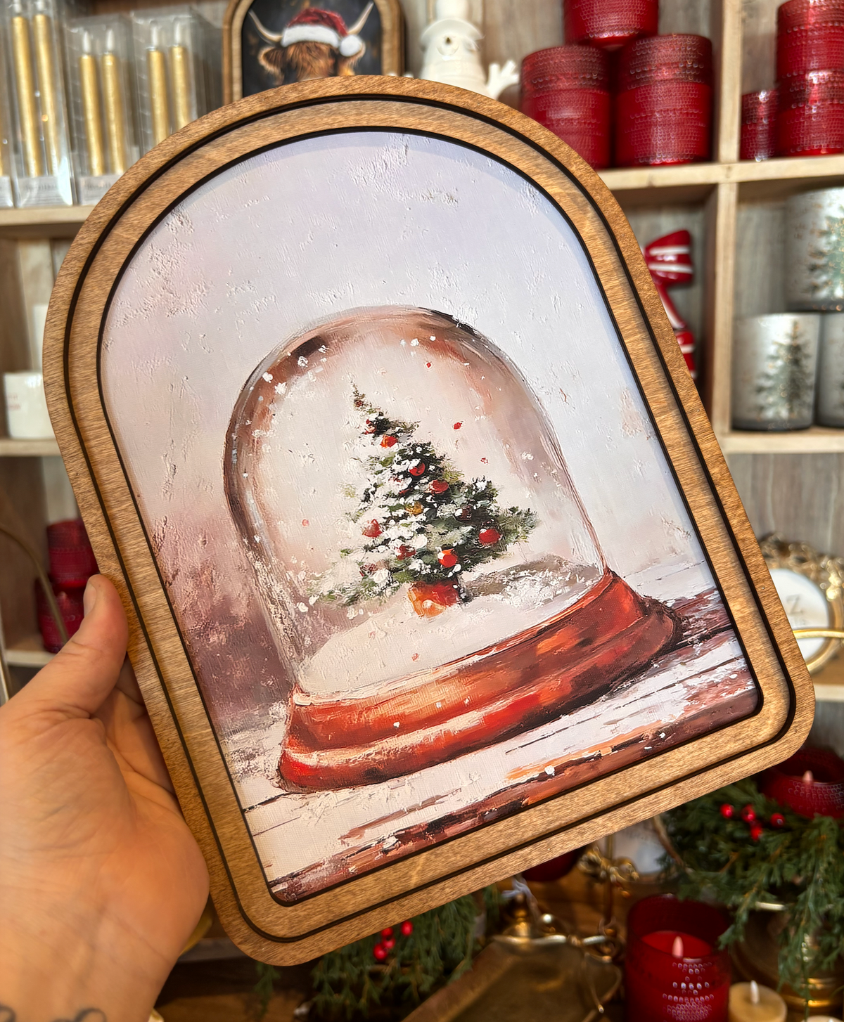 Christmas Snowglobe | Arch